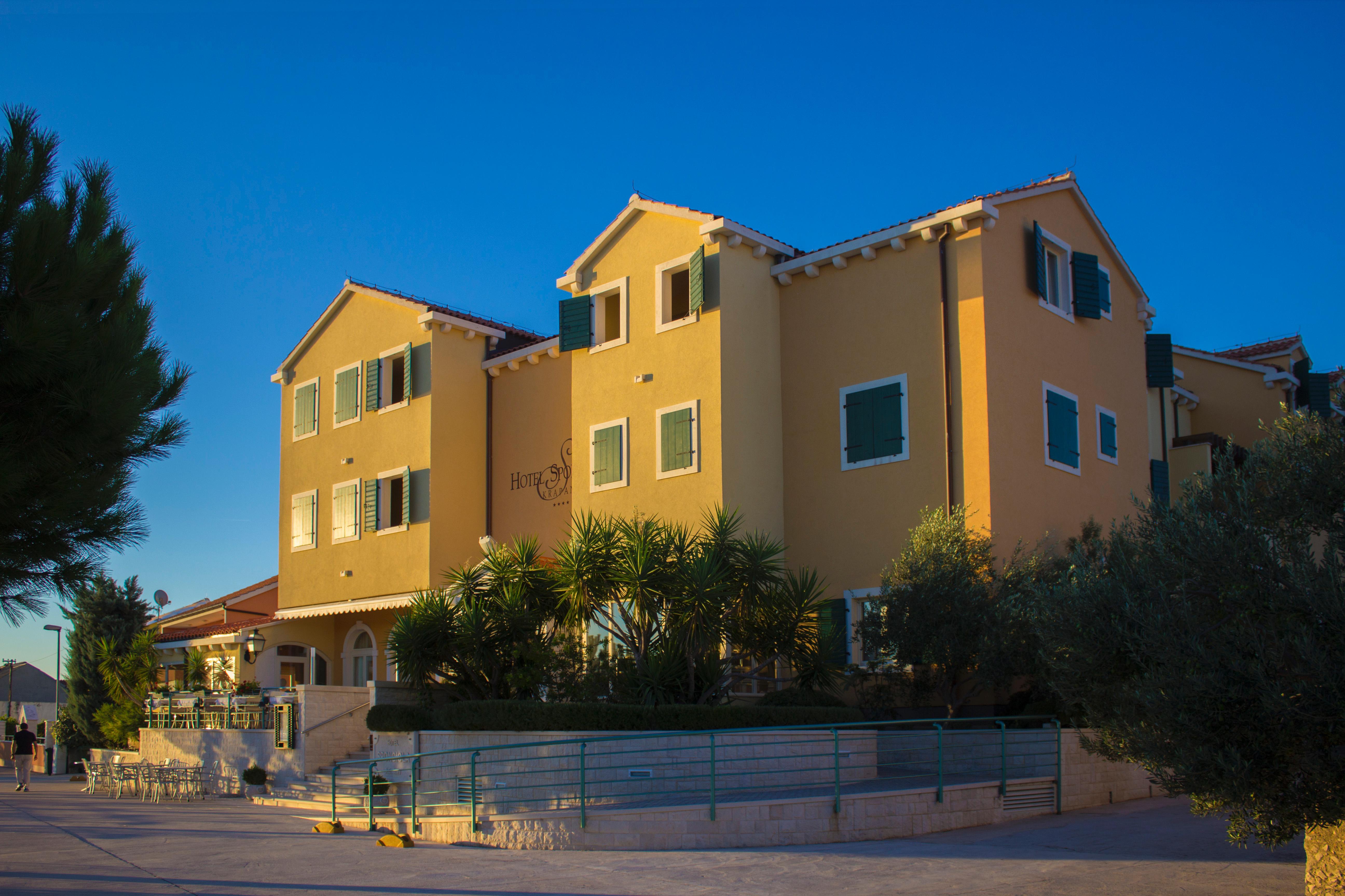 Hotel Spongiola Krapanj Exteriör bild