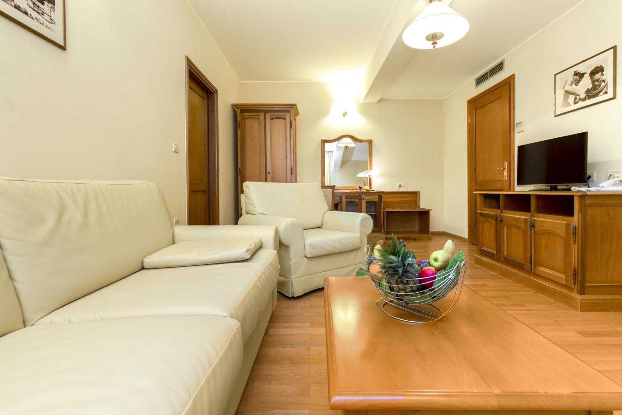 Hotel Spongiola Krapanj Rum bild